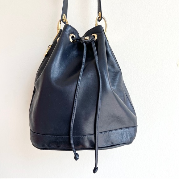 Aleda Firenze Drawstring Bucket Bag - Picture 2 of 14